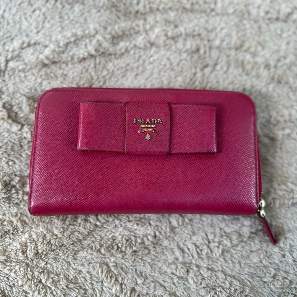 Prada Saffiano Bow Zip Around Wallet this is used please see all pictures - Picture 11 of 11